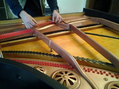 Intarsien und Furniere